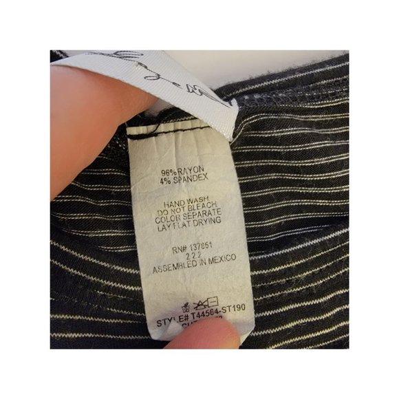 Cropped Tie Up Knot Front T-shirt by GAZE NWOT  size Large - Picture 5 of 8